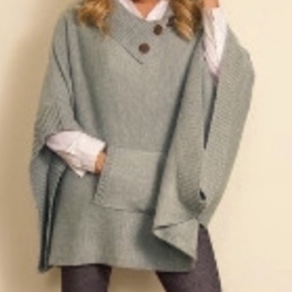 Beige Asymmetrical Pullover Sweater with Bat Sleeves - Picture 7 of 9